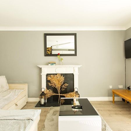 Modern Elegant Central Apt With Parking Dublin Bagian luar foto
