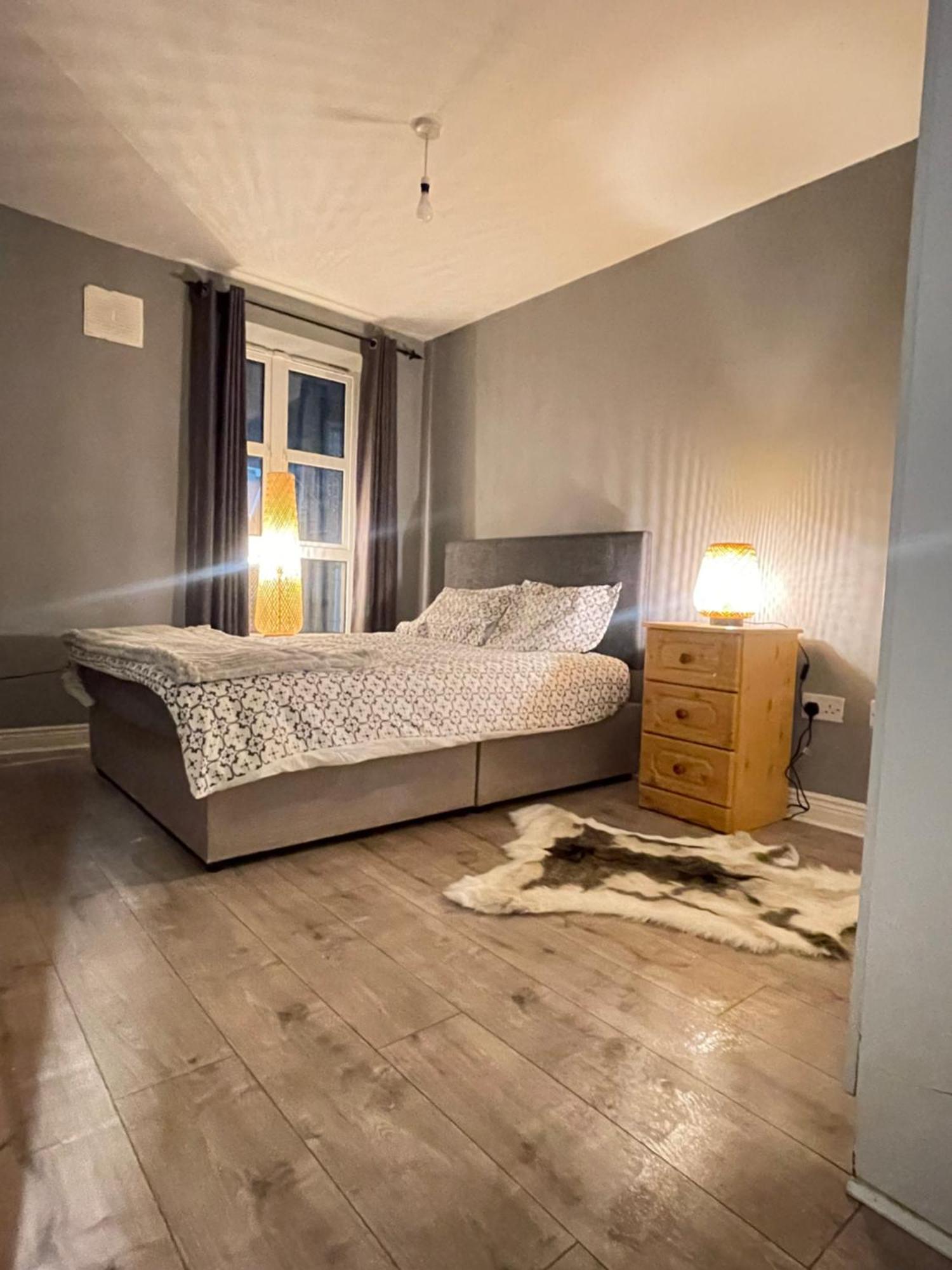 Modern Elegant Central Apt With Parking Dublin Bagian luar foto