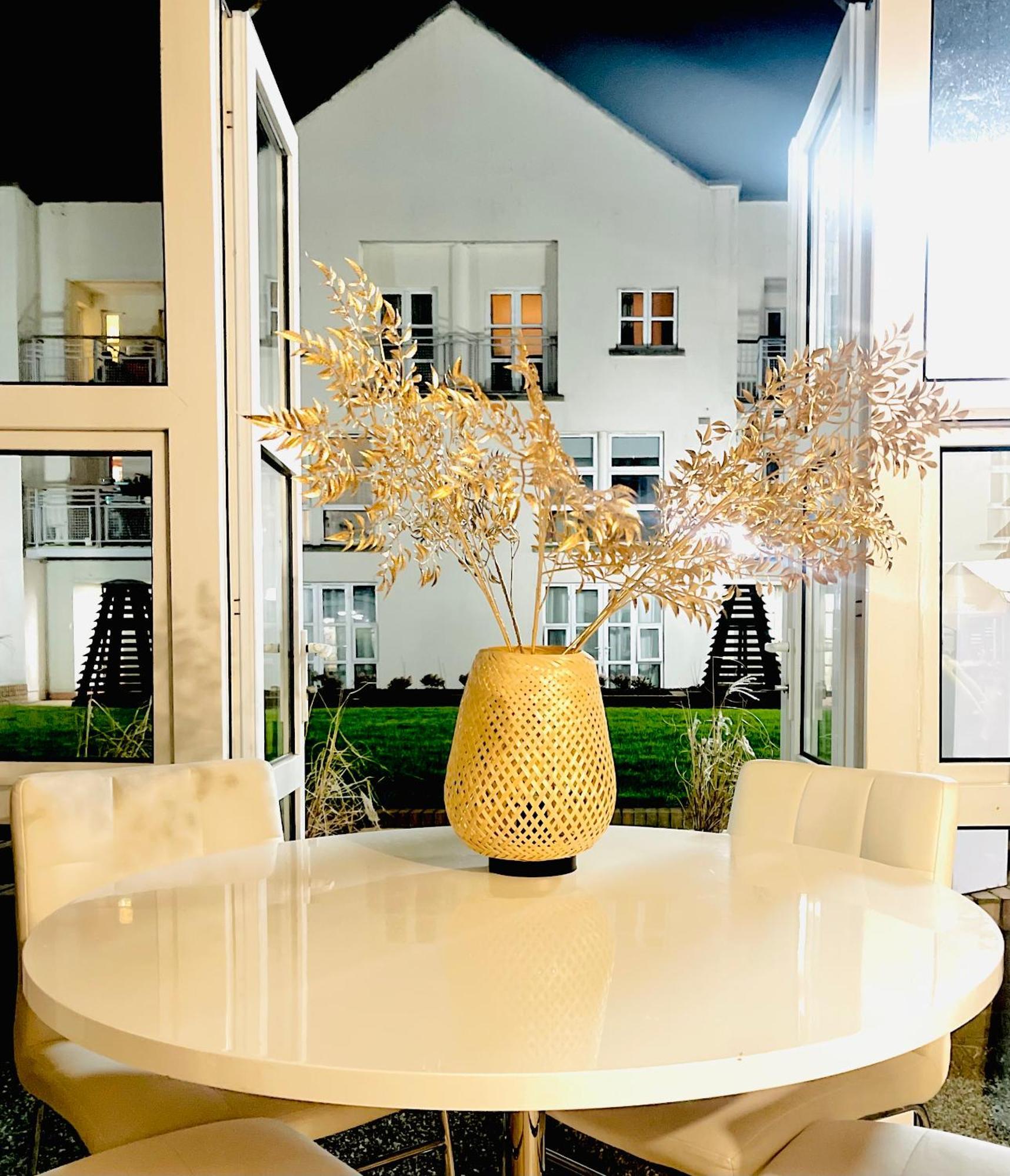 Modern Elegant Central Apt With Parking Dublin Bagian luar foto
