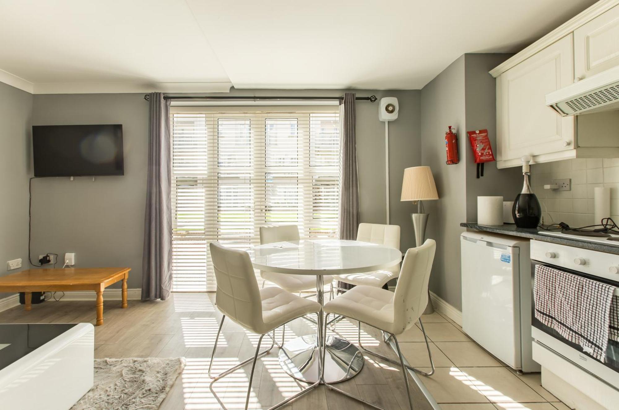 Modern Elegant Central Apt With Parking Dublin Bagian luar foto